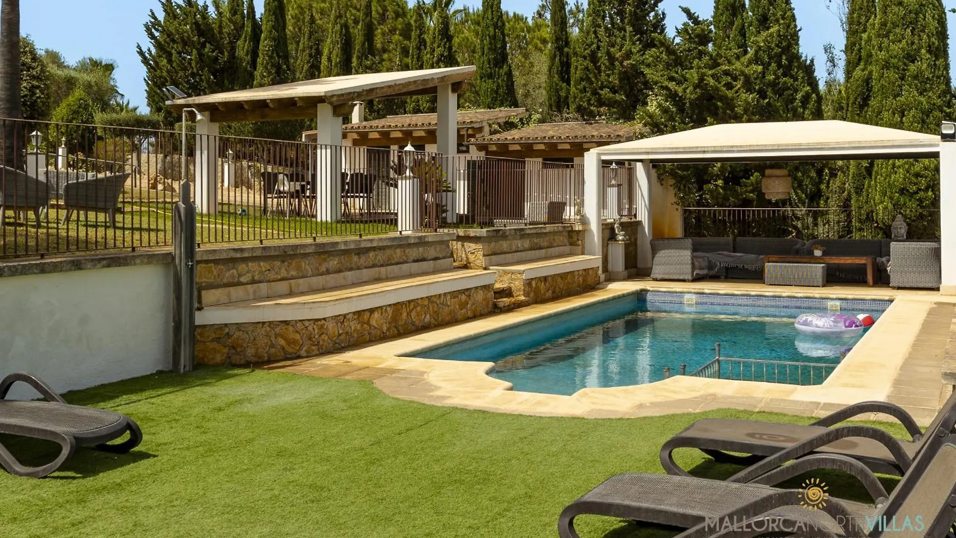 Villa Alejandra الكوذيا